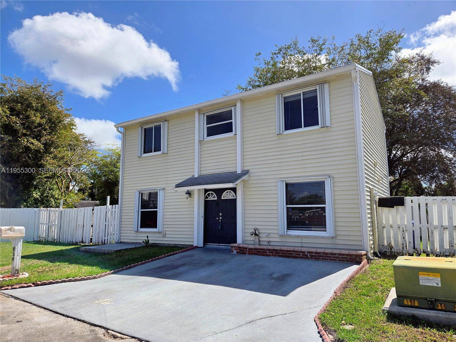 854 SW 8th PlFlorida City - picture