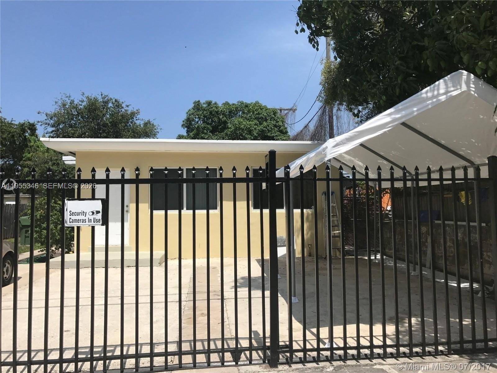 5411 NW 6th AveMiami - picture