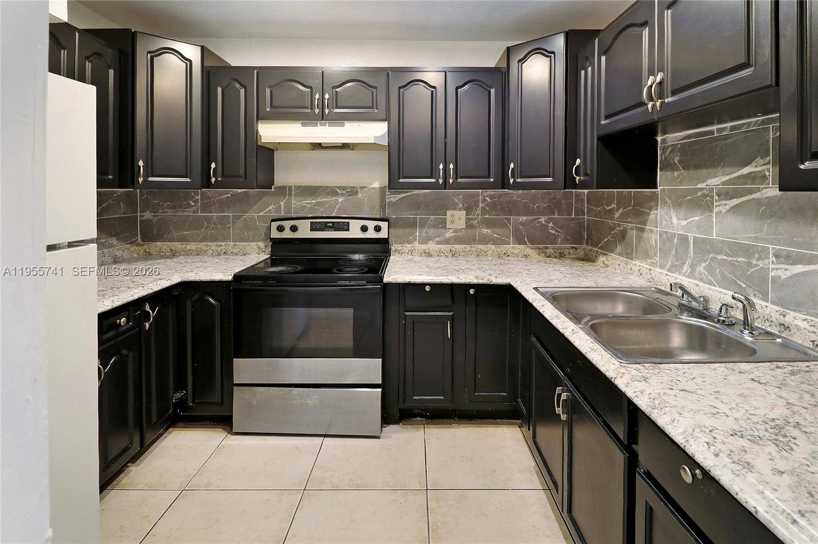 5975 NW 25th CtSunrise - Townhouse,Condo condo unit 213 - picture