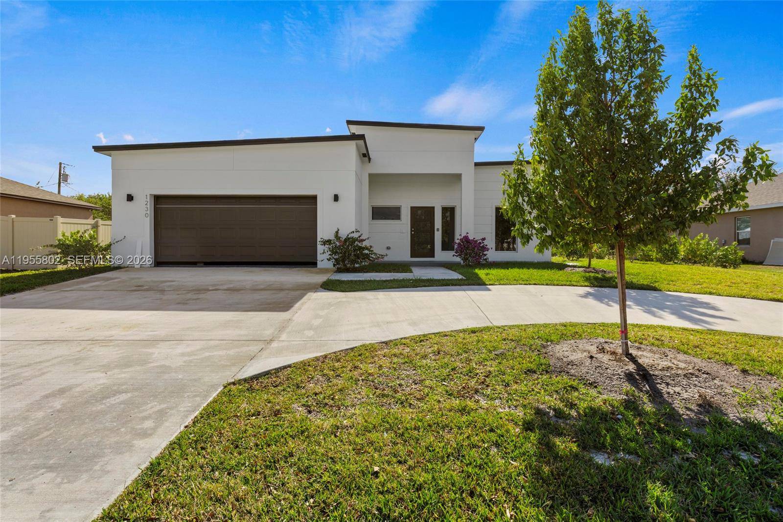 1230 SW Becker RdPort St. Lucie - picture