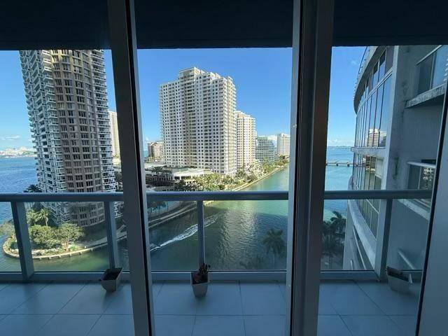 465 BrickellMiami - ICONBRICKELL CONDO NO 1 condo unit 1201 - picture