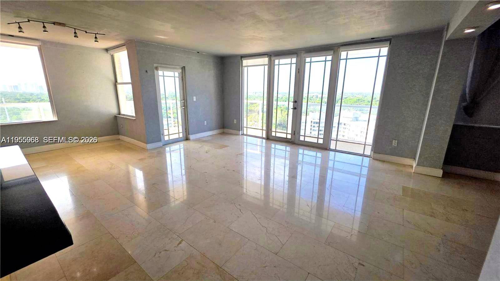 1351 NE Miami Gardens DrMiami - BUCKLEY TOWERS CONDO - EA condo unit PH15E - picture