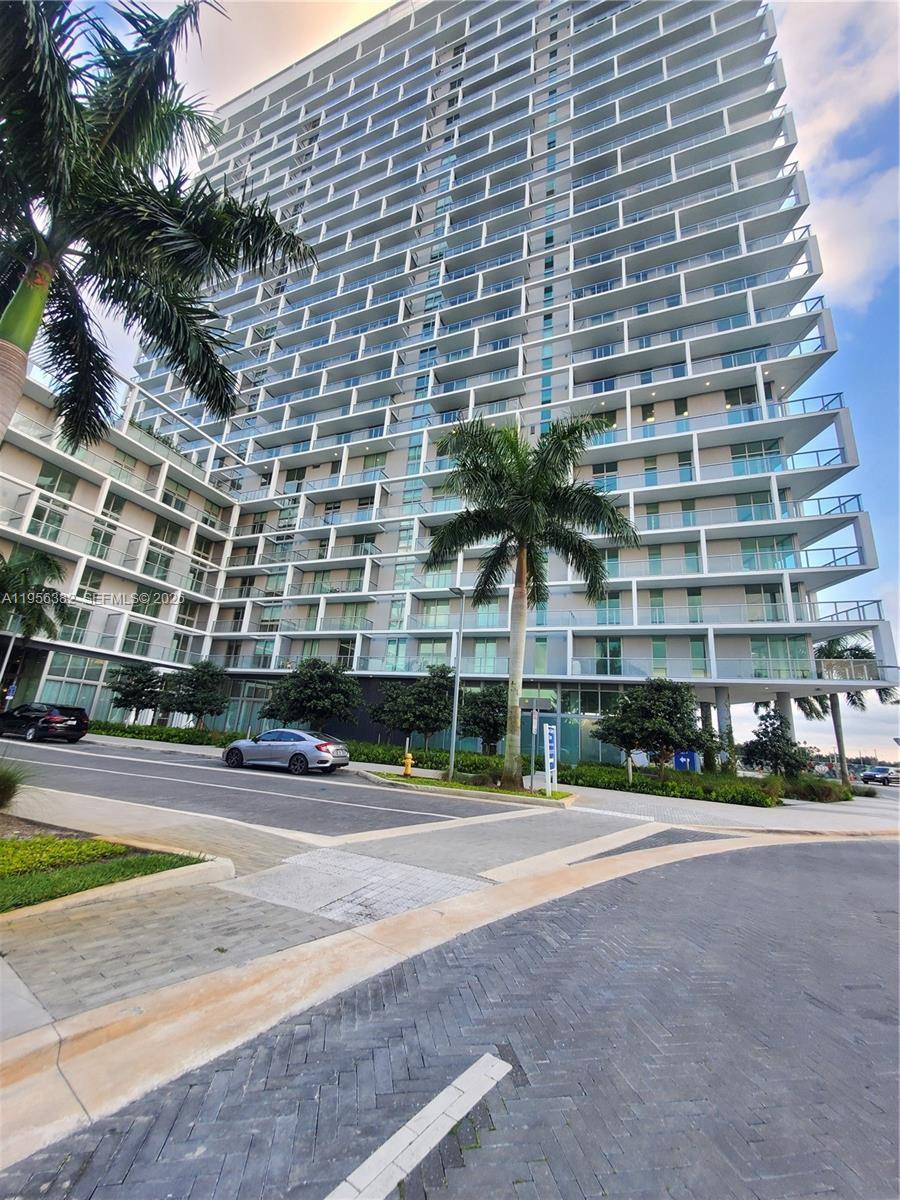 2000 Metropica WaySunrise - Condo 5+ Stories,Condo condo unit 412 - picture