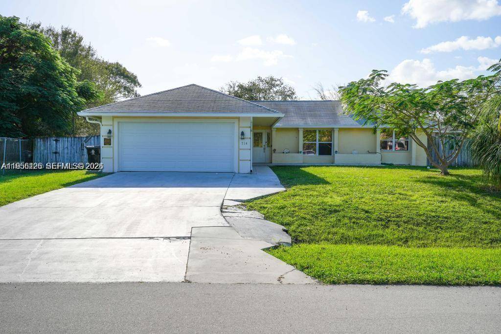 714 NE Lanfair StPort St. Lucie - picture