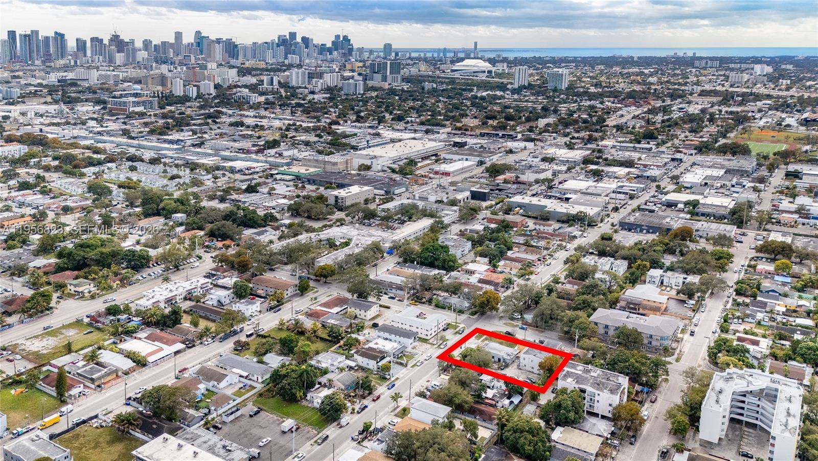 2610 NW 23rd AveMiami - picture
