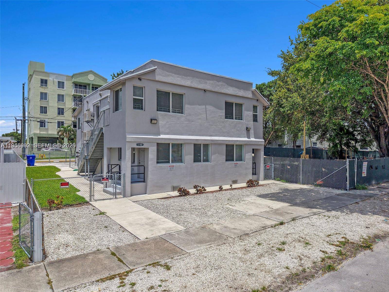 600 NW 25th CtMiami - picture