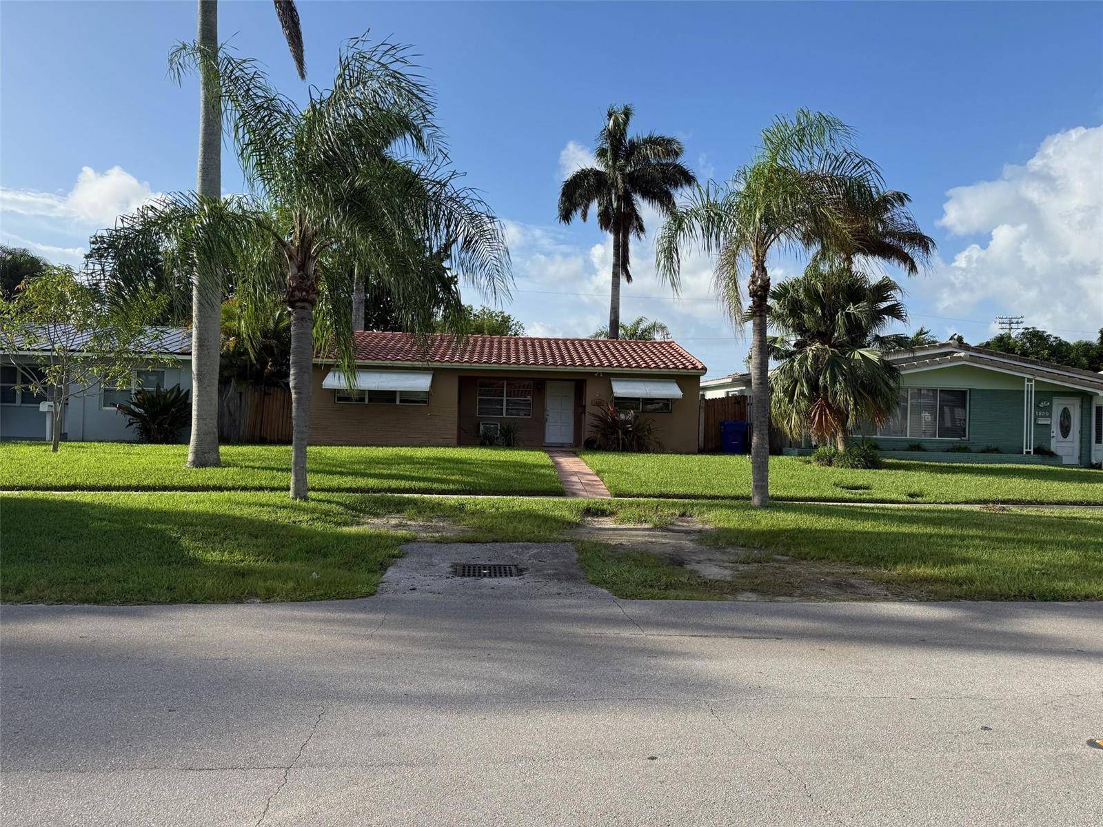 1526 ShenandoahHollywood - picture