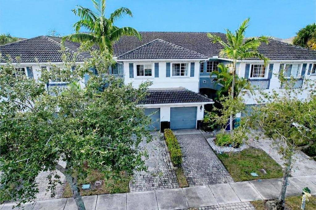 1421 NW 34thLauderhill - Townhouse condo unit 1421 - picture