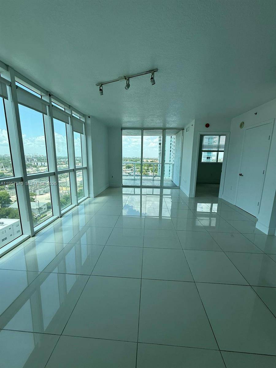 1871 NW S River DrMiami - Condo 5+ Stories,Condo condo unit 1503 - picture