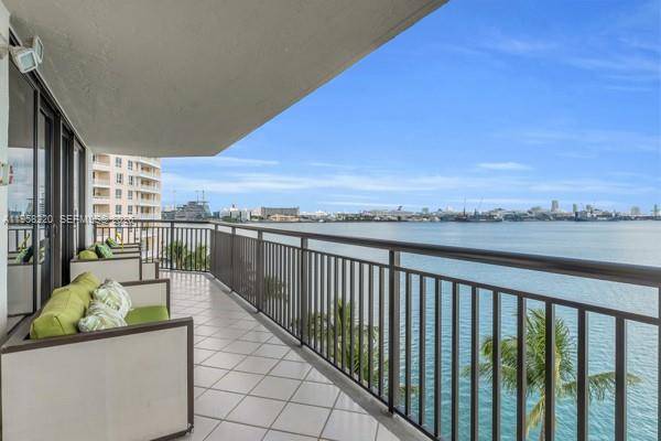 540 Brickell Key DrMiami - Condo 5+ Stories,Condo condo unit 832 - picture