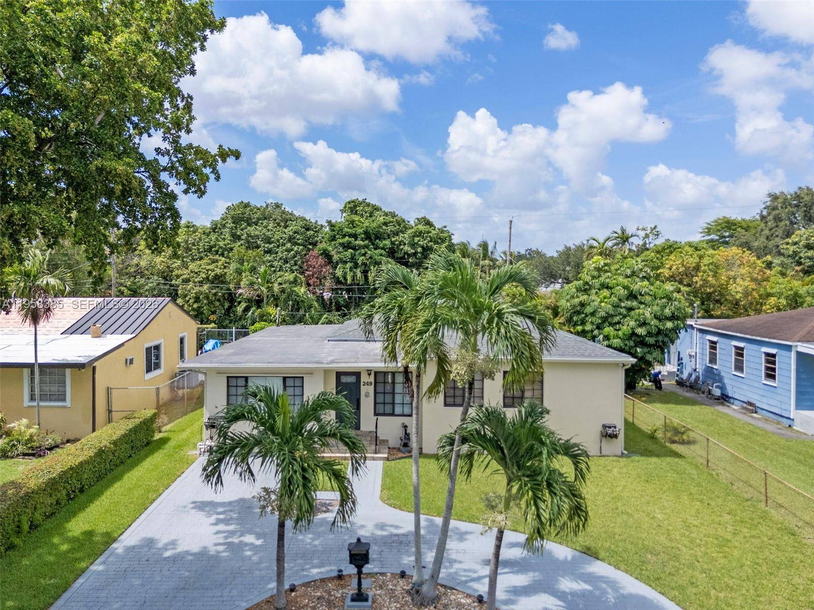 249 Carlisle DrMiami Springs - picture