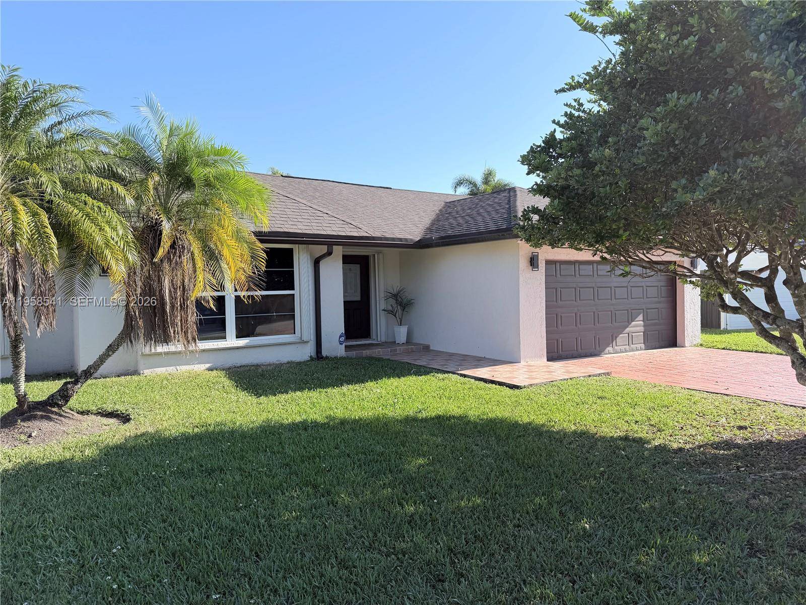 12821 SW 147th Lane RdMiami - picture