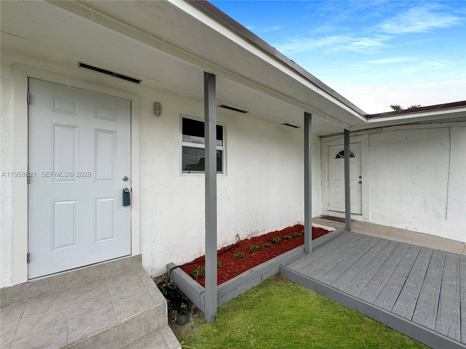 4133 SW 52nd StDania Beach - picture