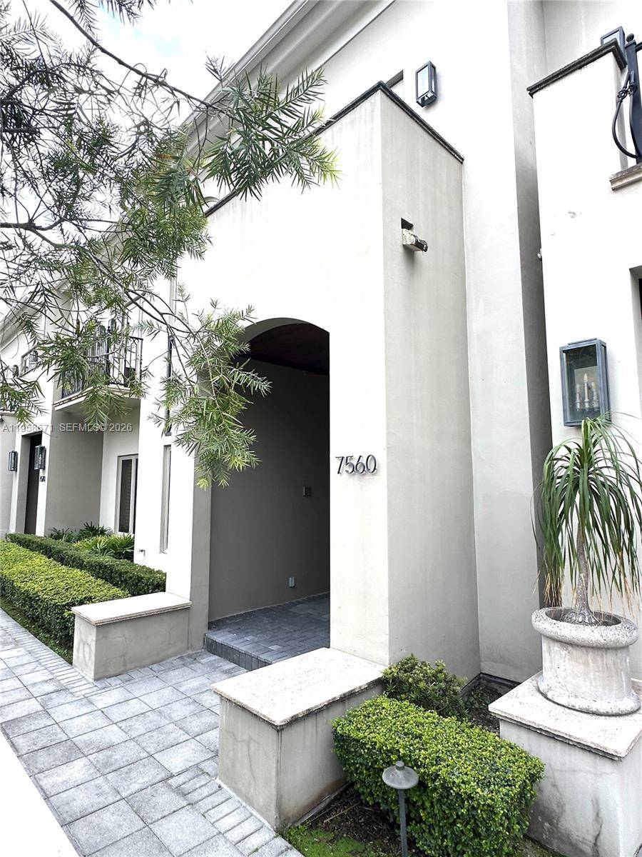 7560 SW 56th CtMiami - picture