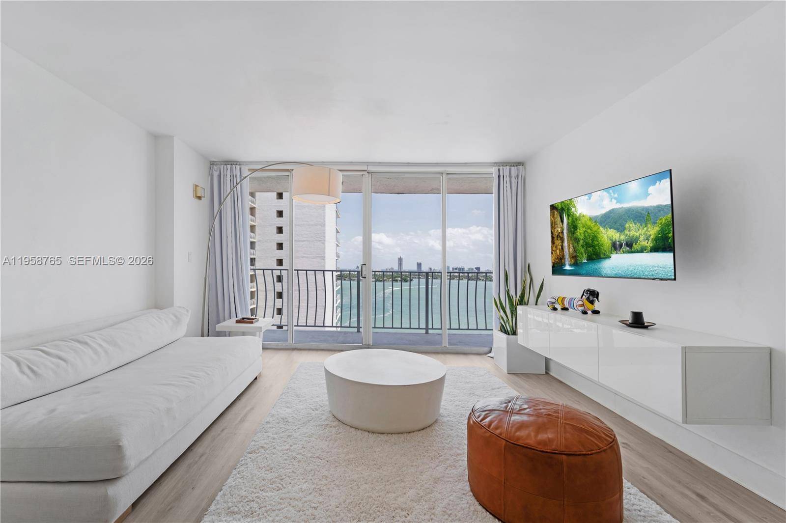 7601 E Treasure DrNorth Bay Village - THE GRANDVIEW PALACE COND condo unit 2209 - picture