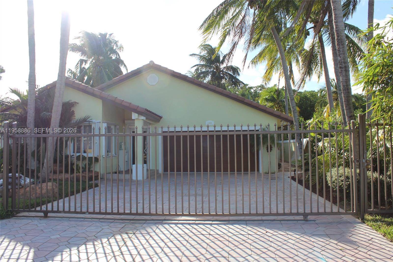 4465 SW 38th TerDania Beach - picture
