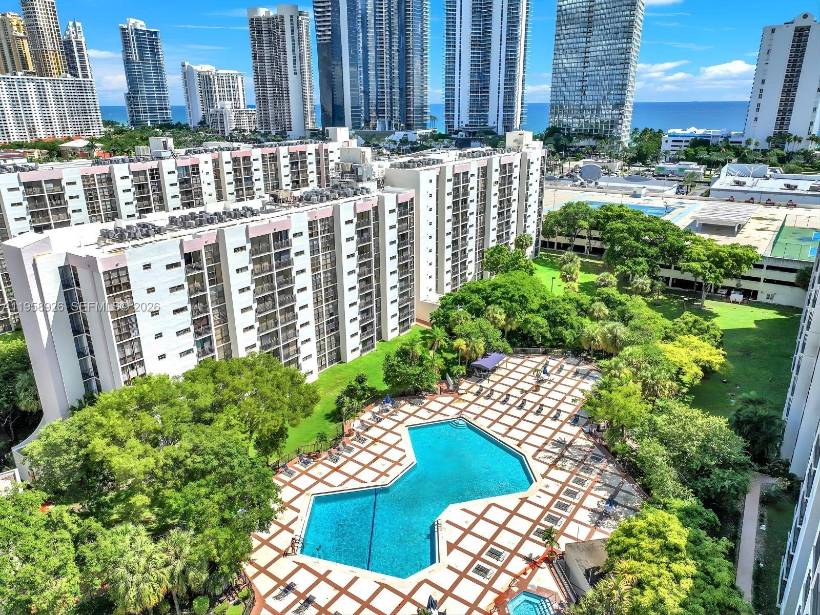 17021 N Bay RdSunny Isles Beach - Condo/Co-Op/Annual,Condo condo unit 706 - picture