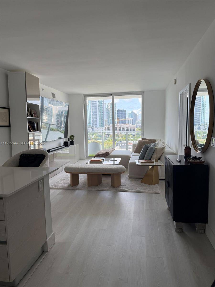 4250 Biscayne BlvdMiami - Condo 5+ Stories,Condo condo unit 1618 - picture