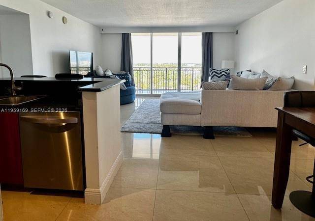 3232 SW 22nd TerMiami - Condo 5+ Stories,Condo condo unit 1604 - picture