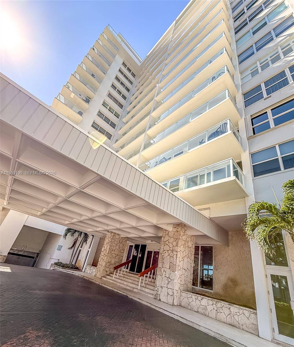 5750 Collins AveMiami Beach - ROYAL EMBASSY CONDO condo unit 6J - picture