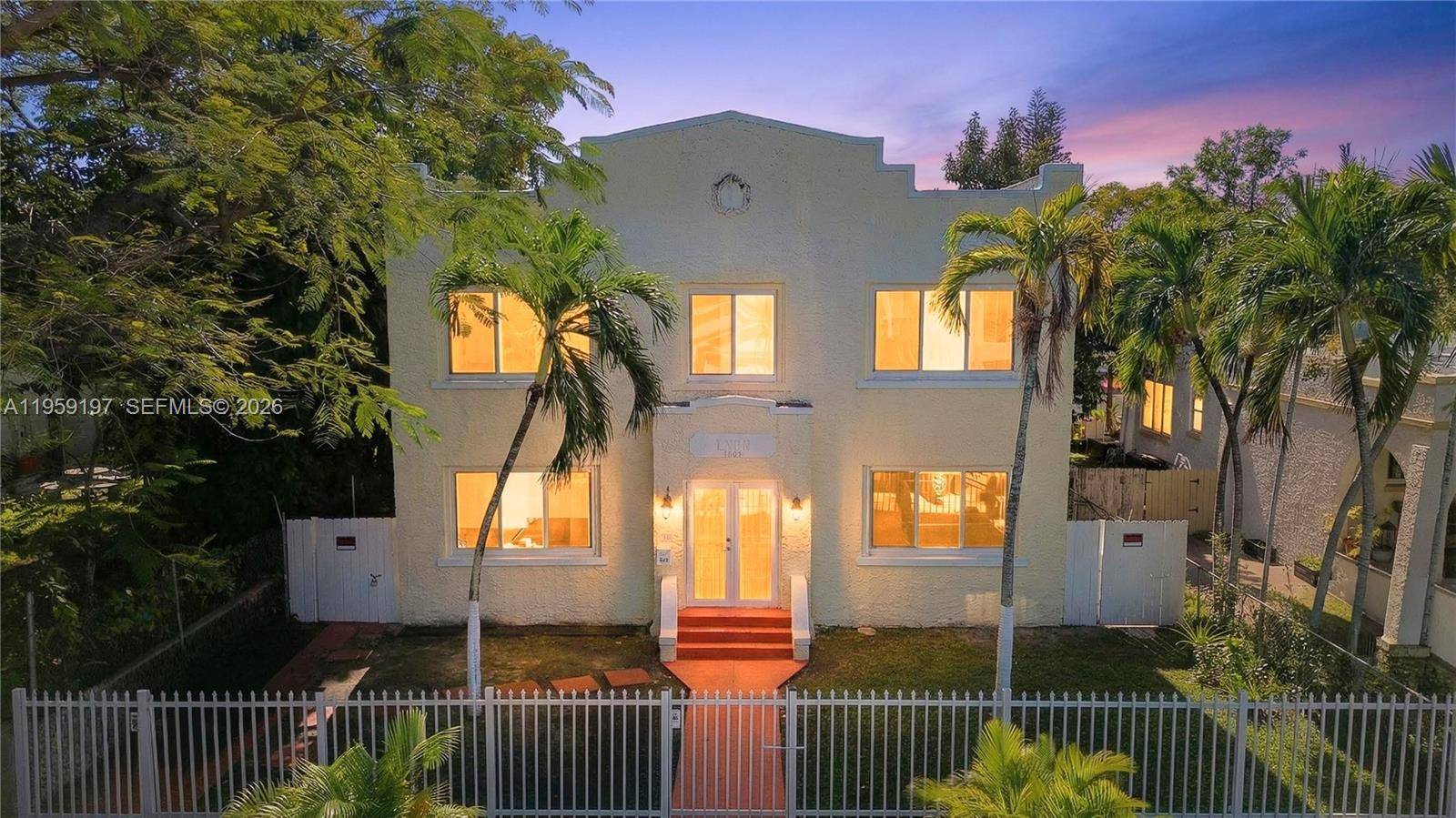 1630 SW 10th StMiami - picture