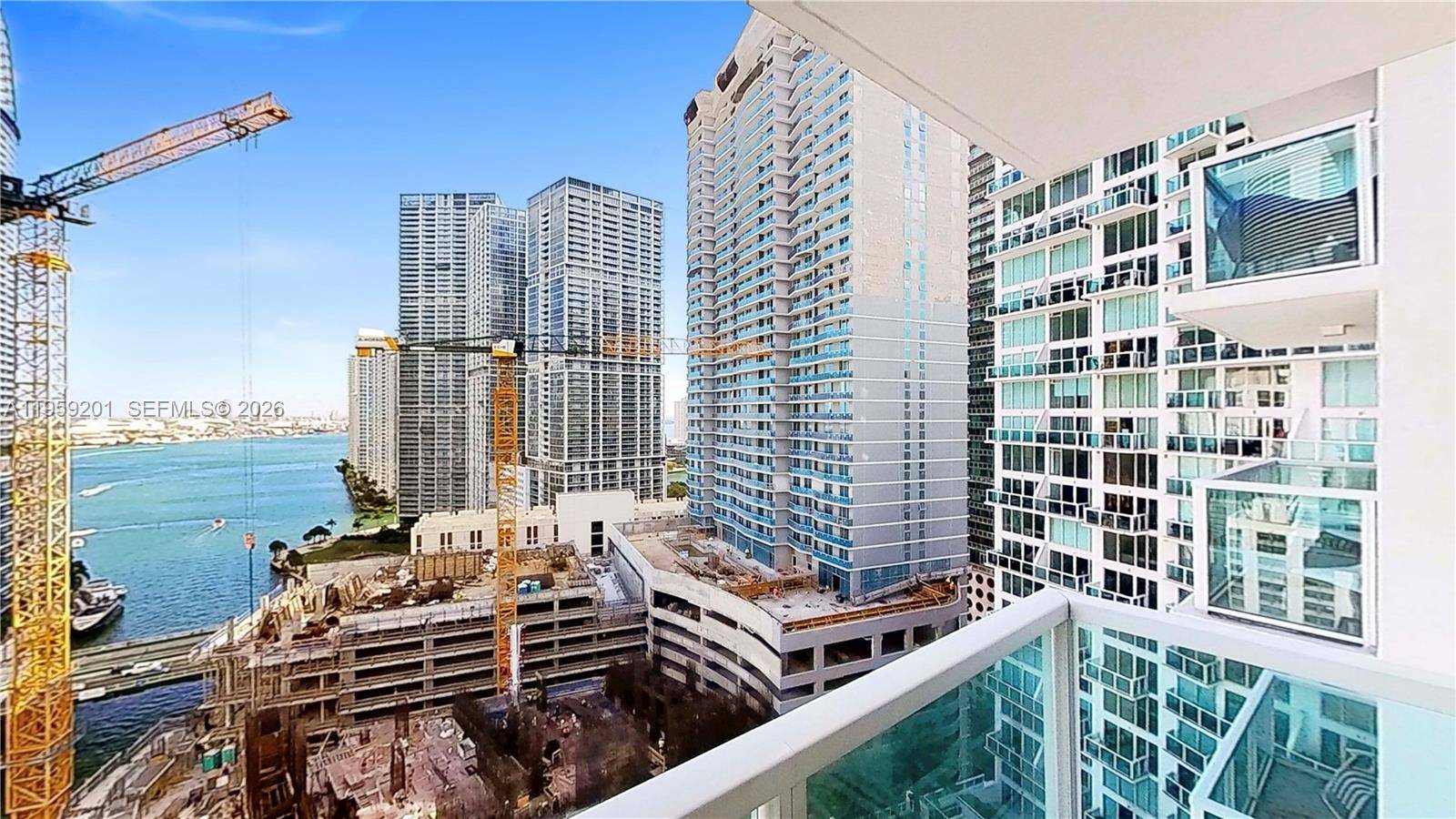 31 SE 5th StMiami - BRICKELL ON THE RIVER N T condo unit 2408 - picture