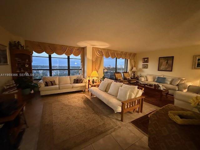 600 Three Islands BlvdHallandale Beach - Co-Op 5+ Stories,Condo condo unit 1004 - picture