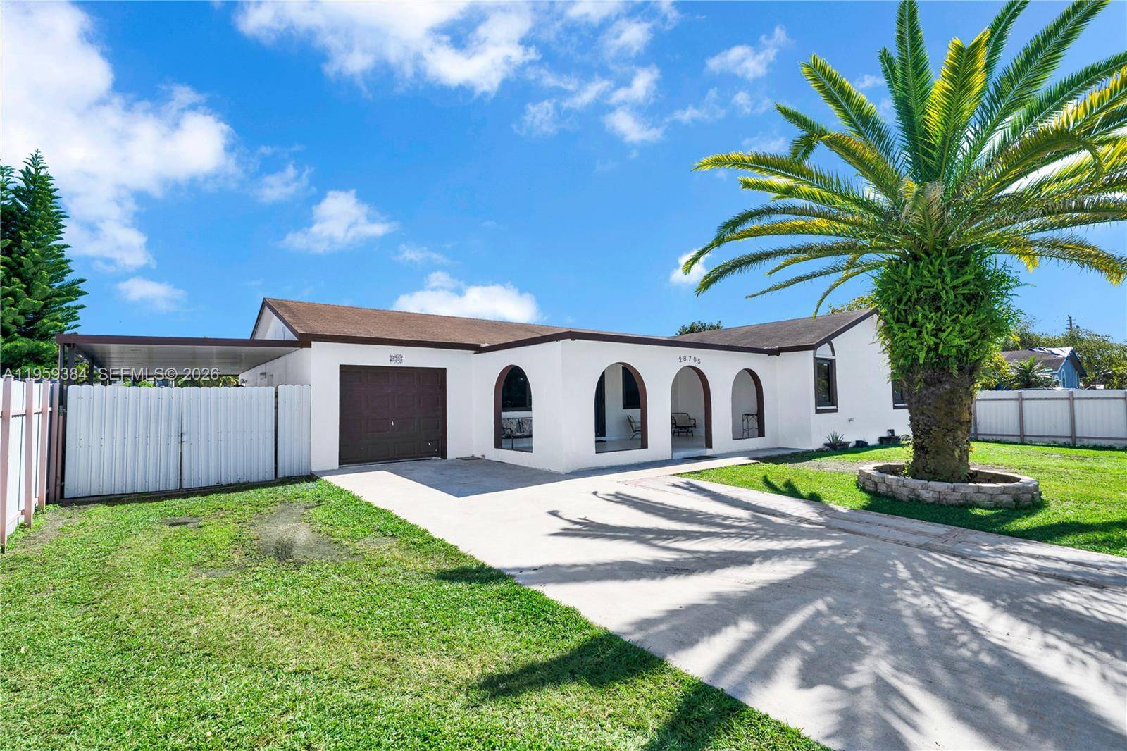 28705 SW 142nd CtHomestead - picture