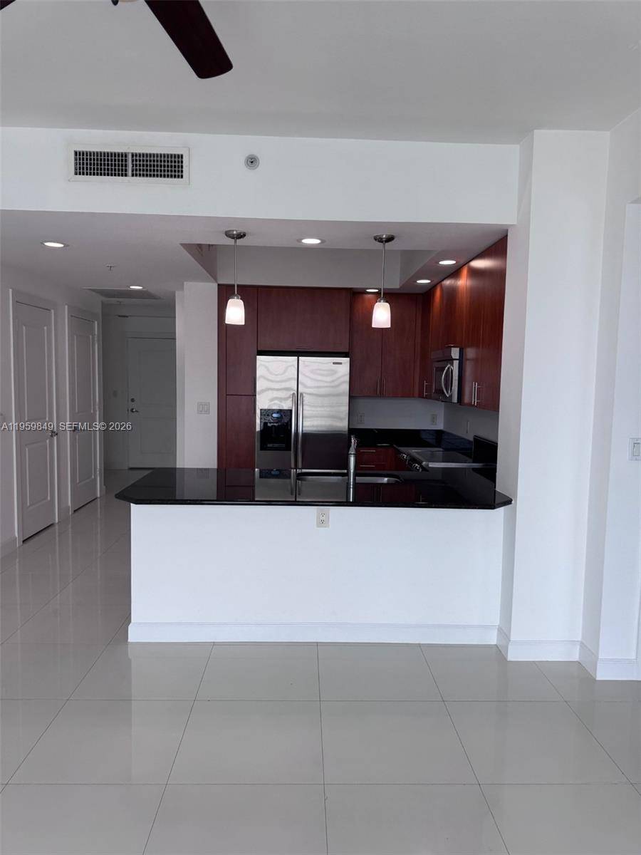 315 NE 3rd AveFort Lauderdale - STRADA 315 CONDO condo unit 1905 - picture