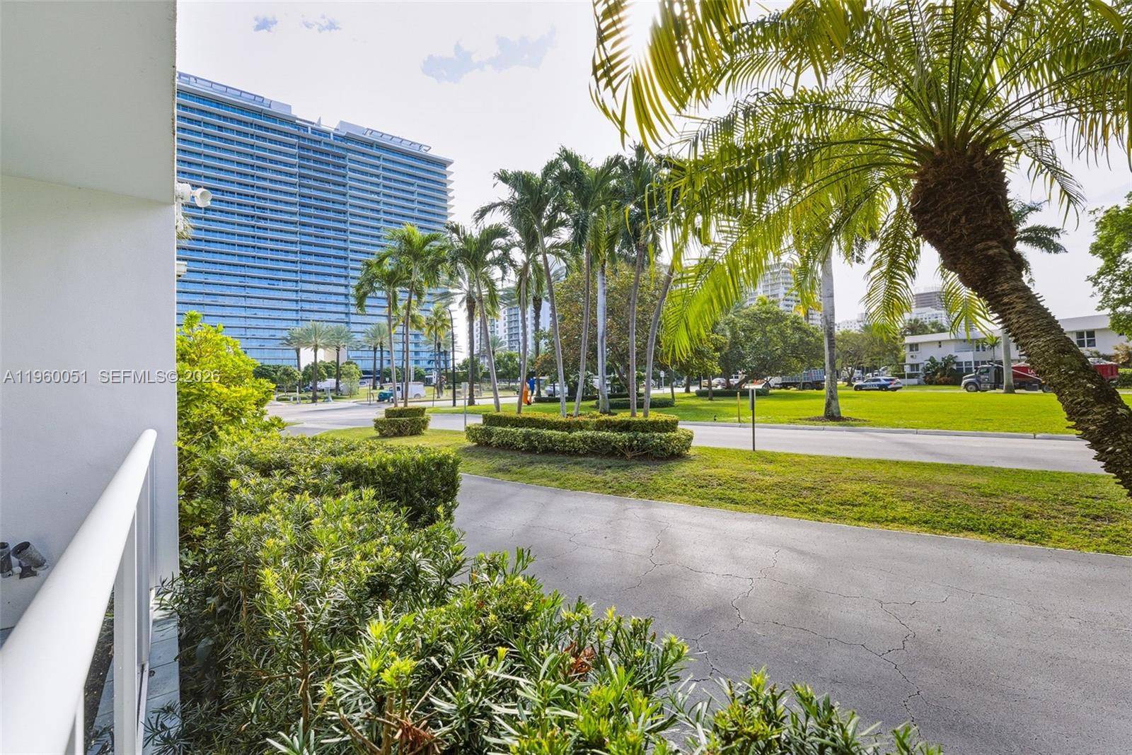 1 Harbour WayBal Harbour - ONE HARBOUR WAY - CO-OP condo unit 108 - picture