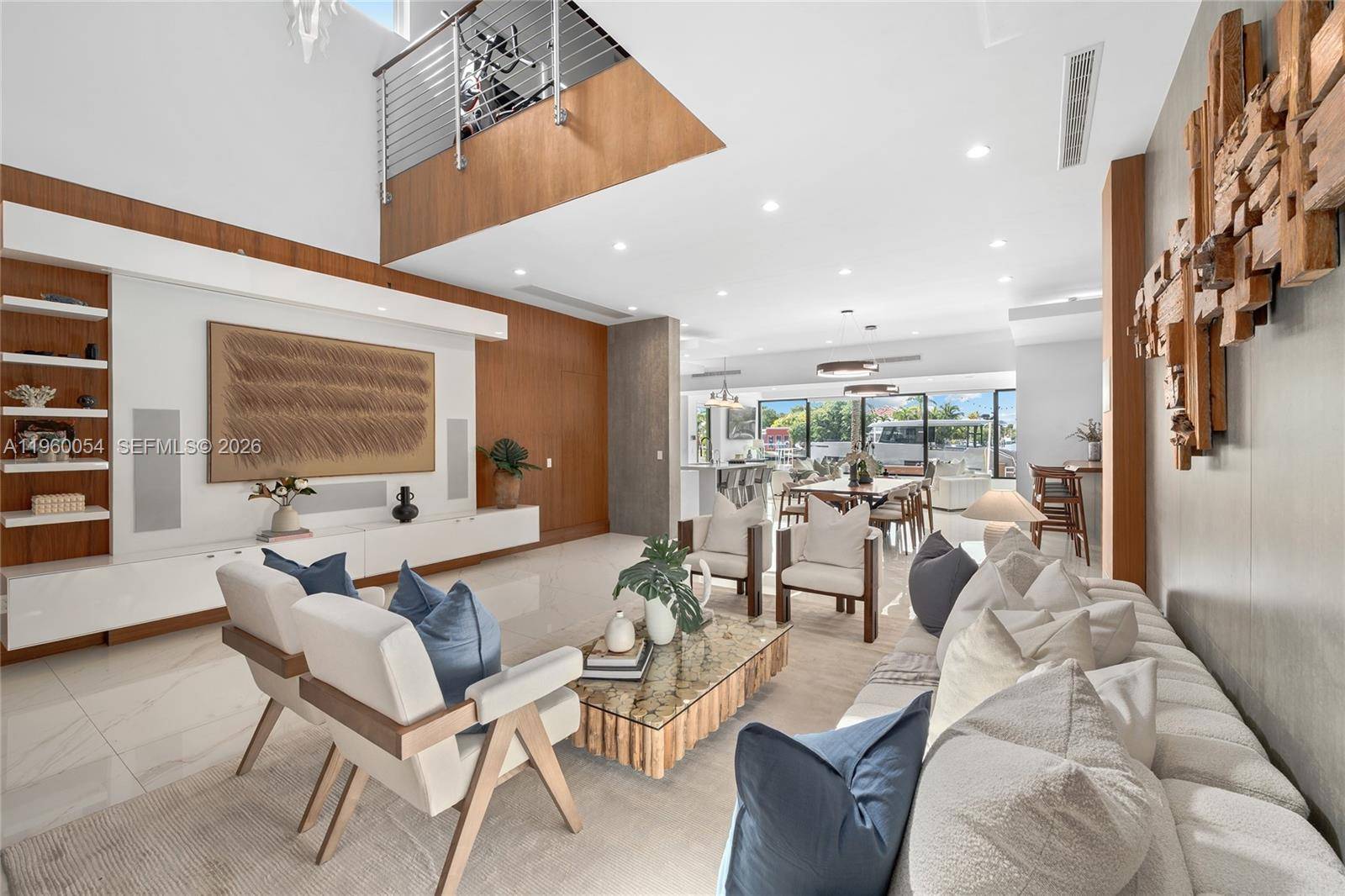 12880 N Bayshore DrNorth Miami - picture
