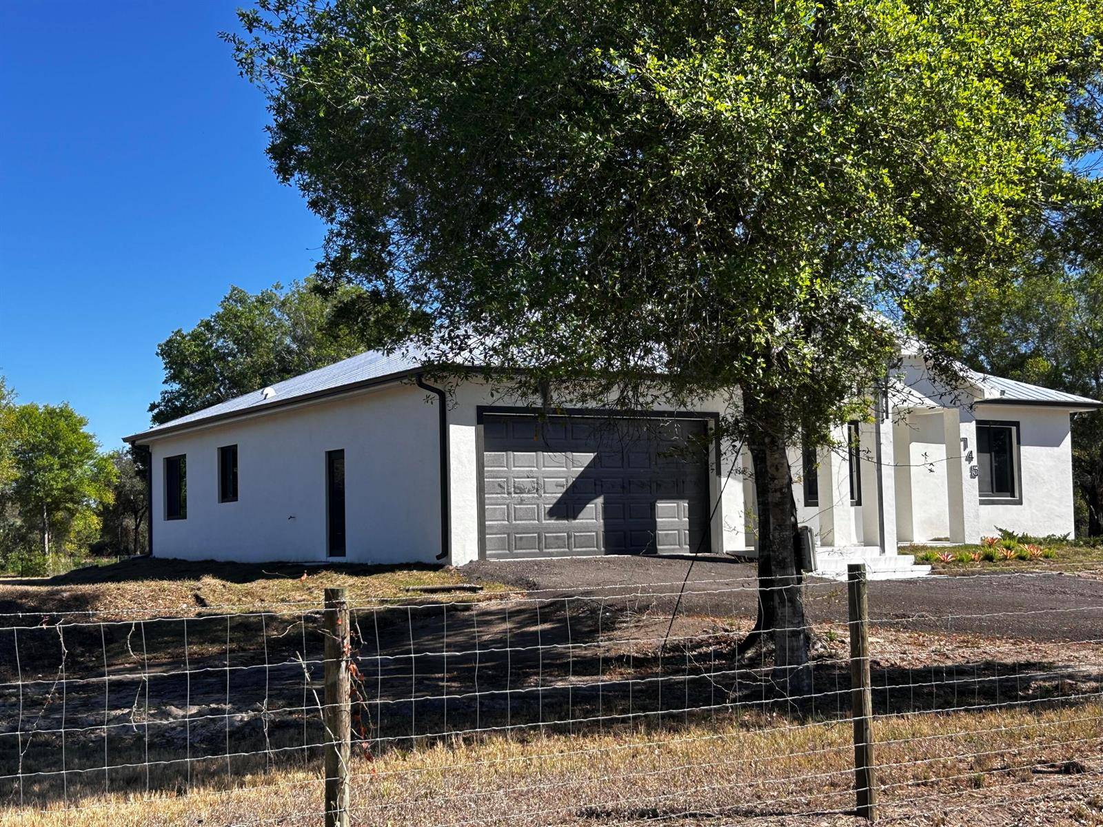 745 N EstriboClewiston - picture