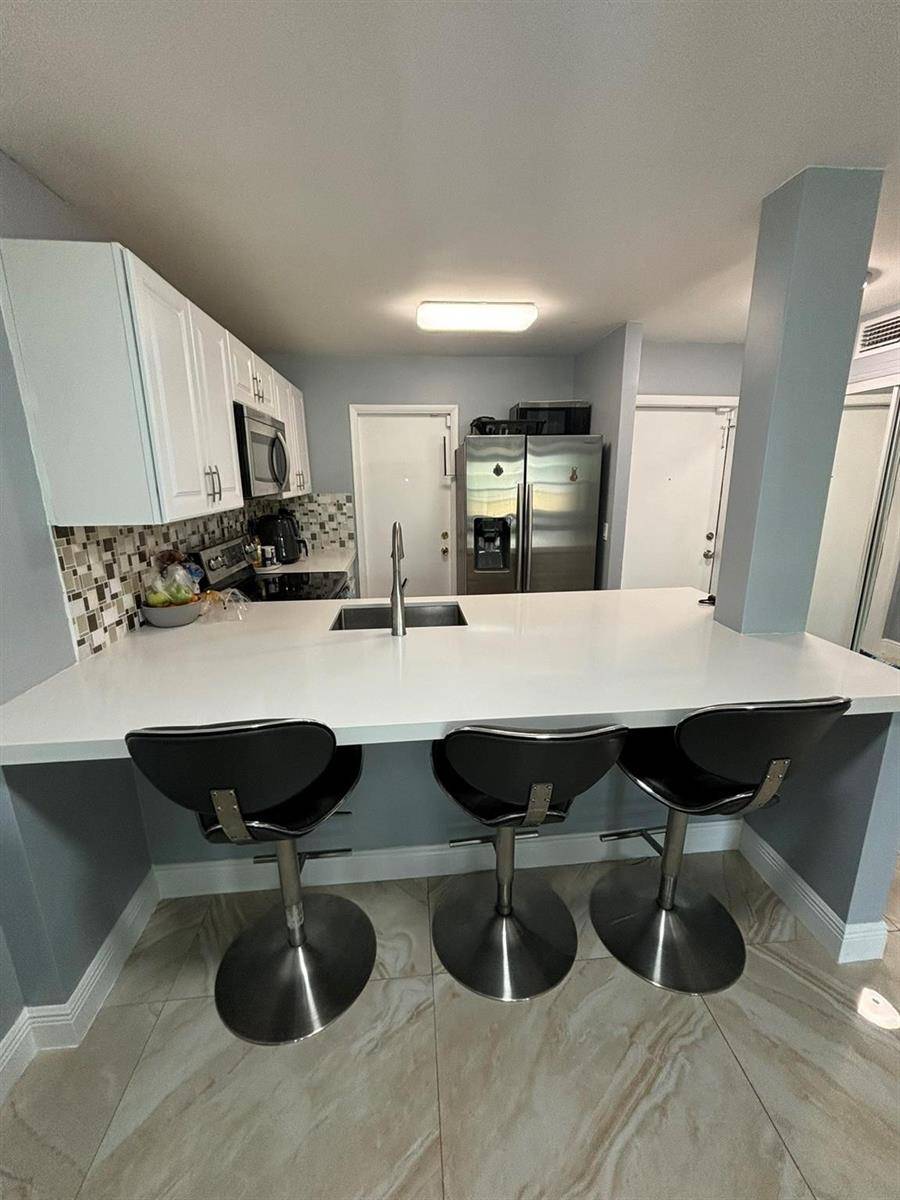 440 SE 2ndDeerfield Beach - Condo condo unit 21 - picture