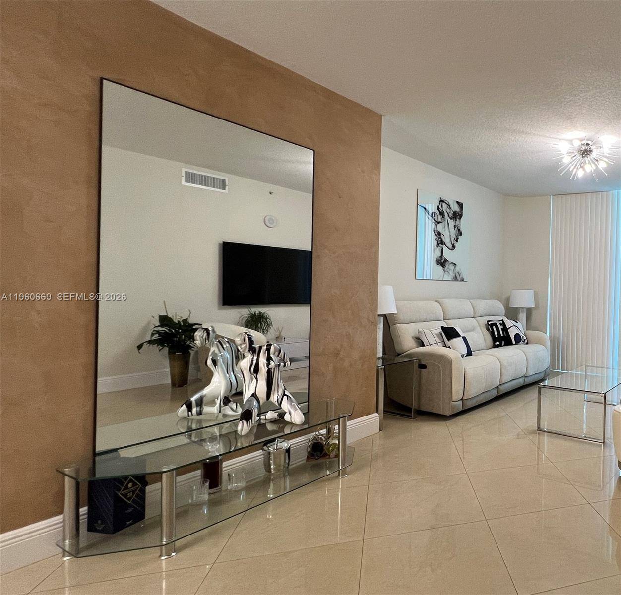 16699 Collins AveSunny Isles Beach - Condo/Co-Op/Annual,Condo condo unit 4204 - picture