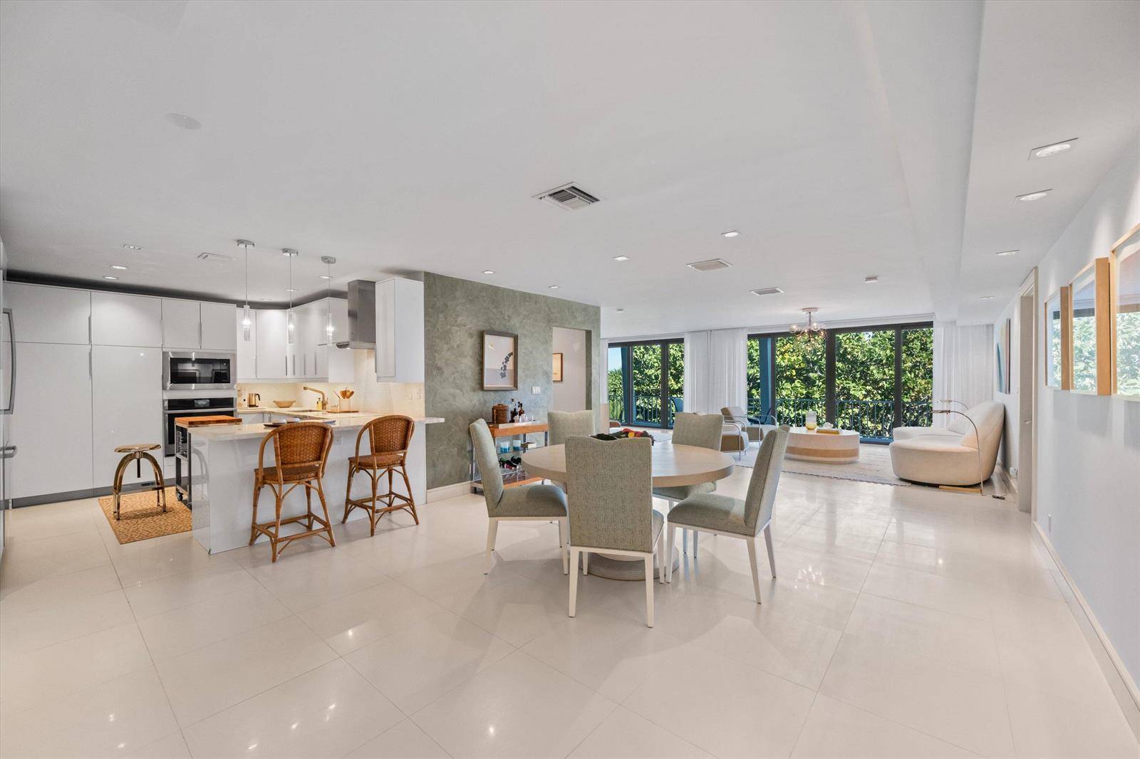 2275 S OceanPalm Beach - REEF CONDO condo unit 307n & C10n - picture