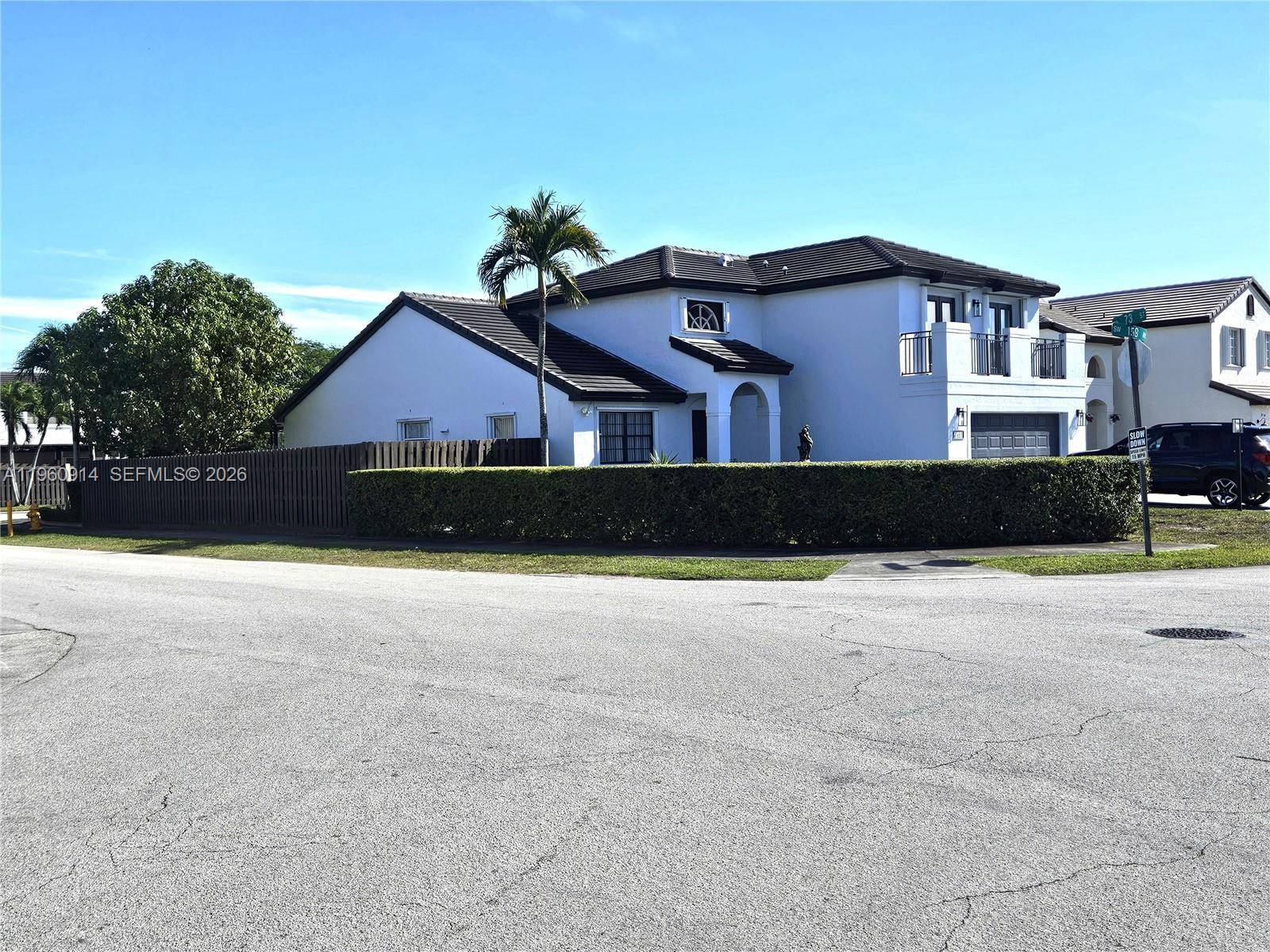 7301 SW 159th AveMiami - HEFTLER HOMES AT LAGO MAR,Lago Mar condo unit 1 - picture