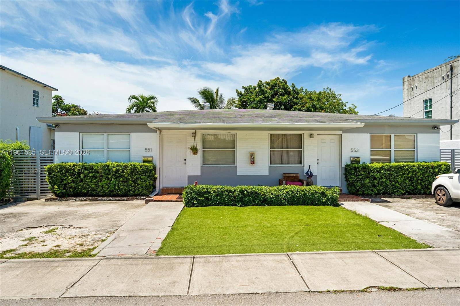 551 NE 67th StMiami - picture