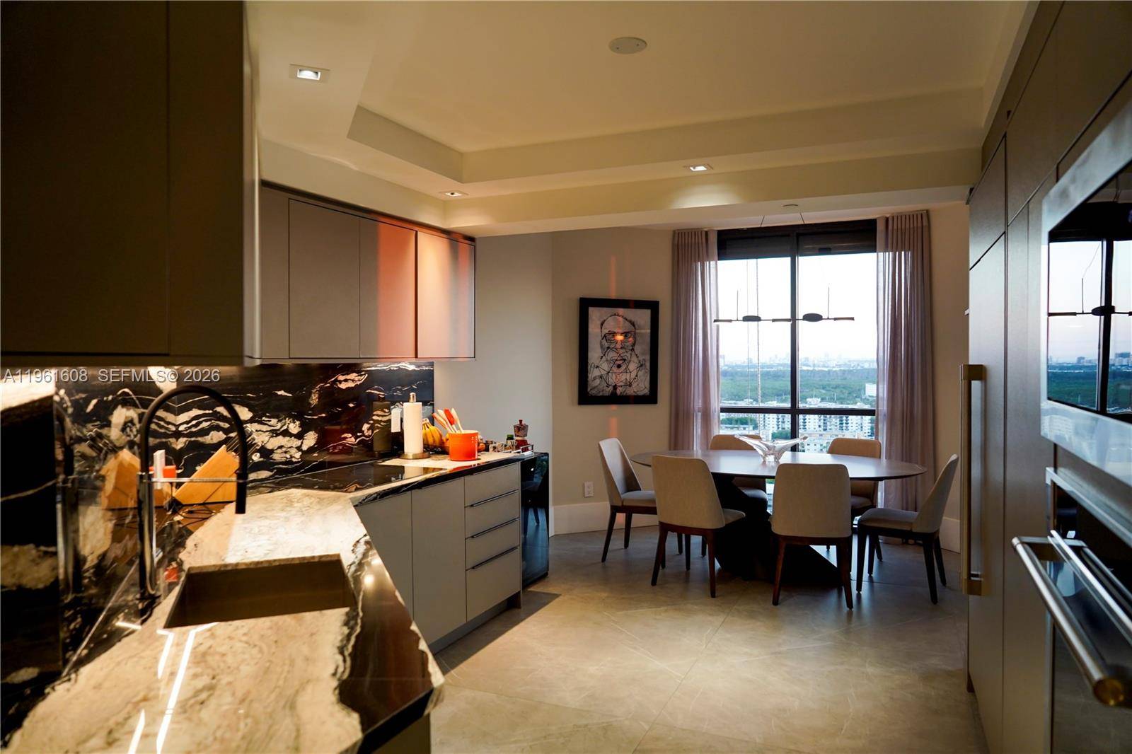 2000 Island BlvdAventura - 2000 ISL BLVD WILLIAMS IS condo unit 2404 - picture