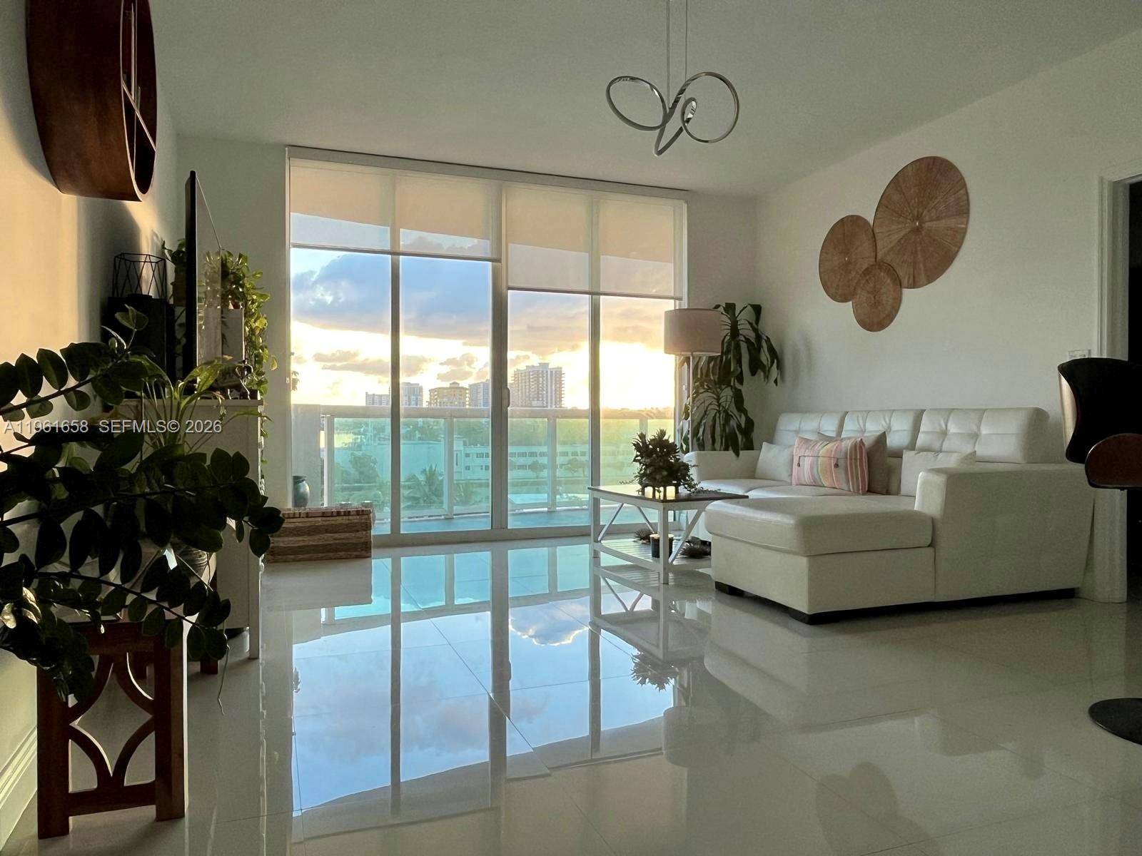 7910 Harbor Island DrNorth Bay Village - Condo/Co-Op/Annual,Condo condo unit 608 - picture