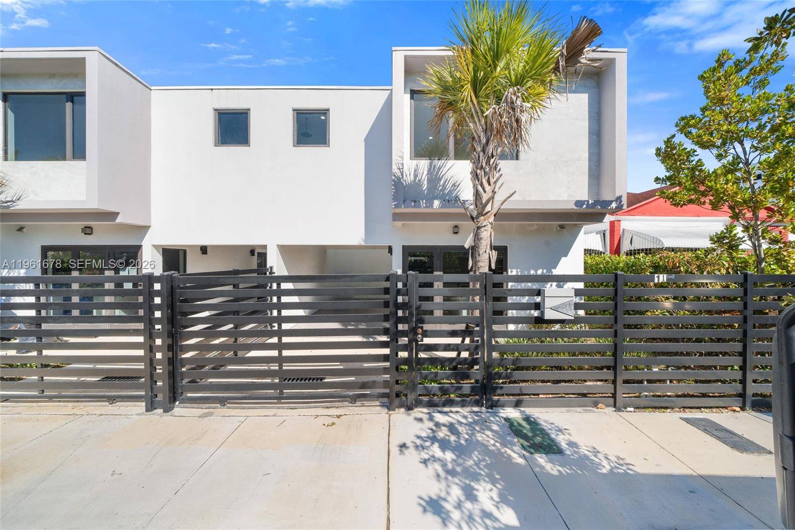 11 NE 51 StMiami - Townhouse/Villa-Annual,Townhouse condo unit 3 - picture