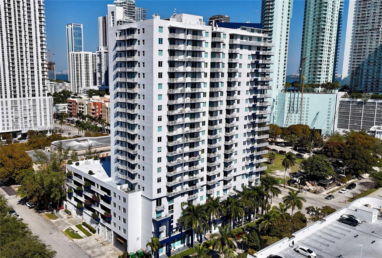 275 NE 18th StMiami - 1800 BISCAYNE PLAZA CONDO condo unit 1705 - picture