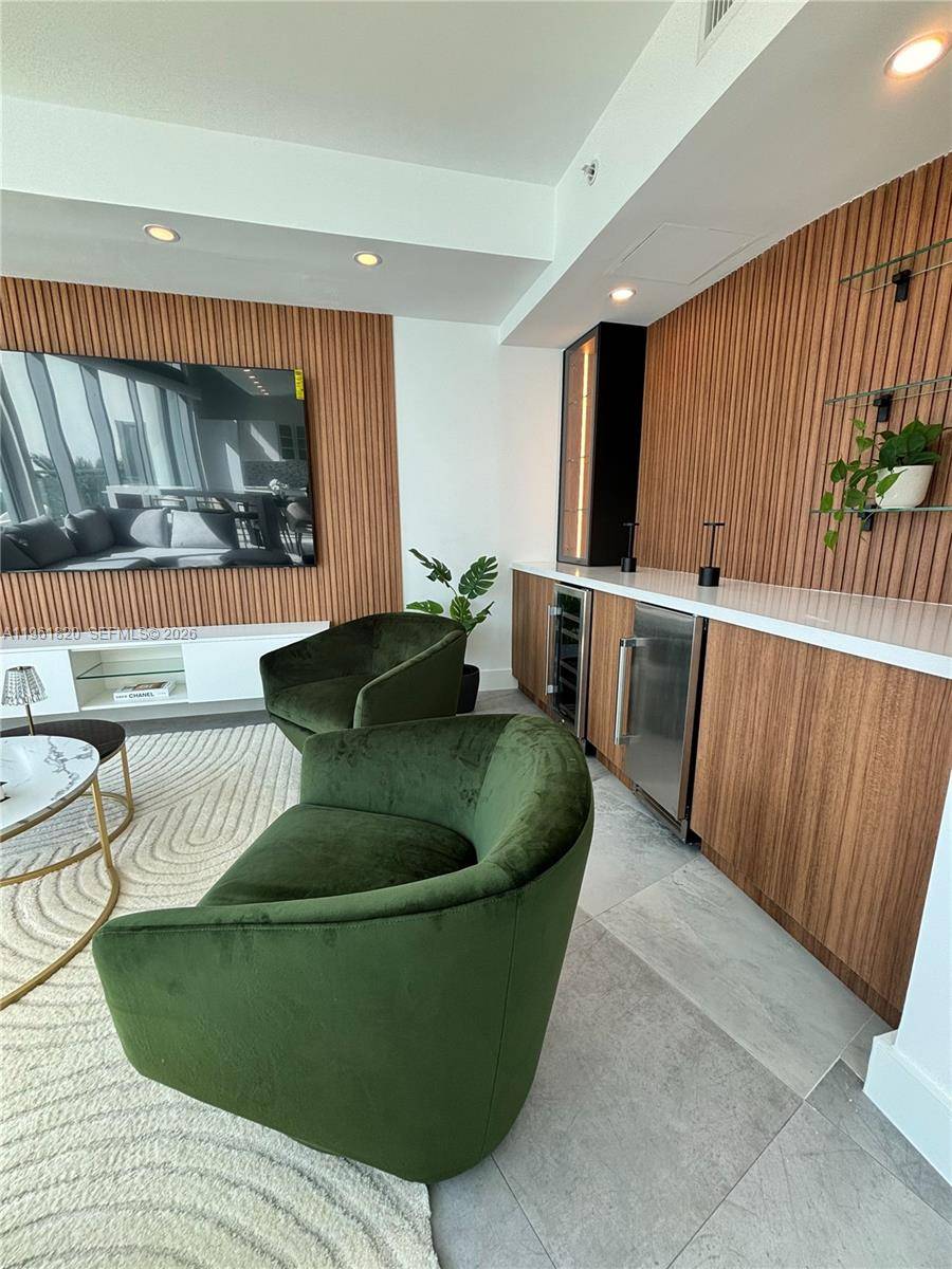 92 SW 3rd StMiami - Single Family-Seasonal,Apartment condo unit 510 - picture