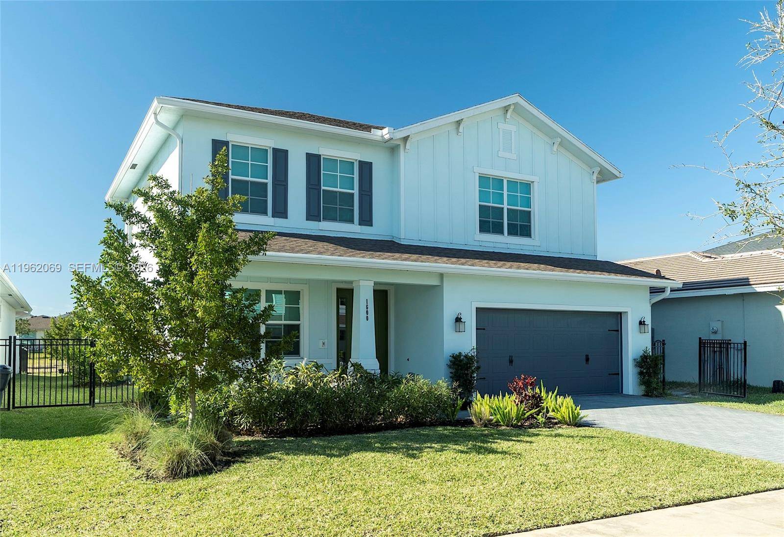 1600 Wandering Willow WayLoxahatchee - picture