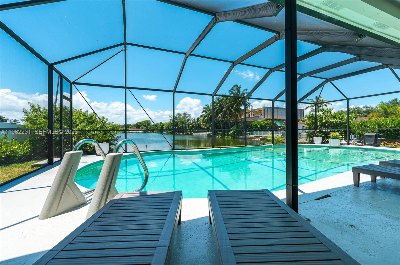 21320 NE 25th CourtMiami - picture