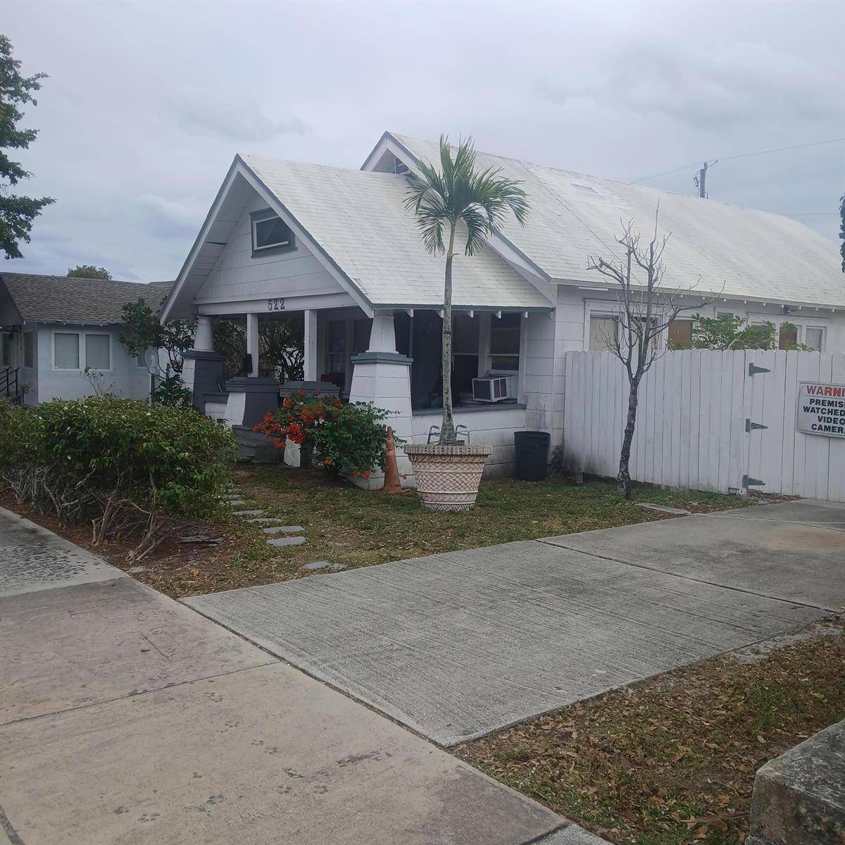 522 49thWest Palm Beach - picture