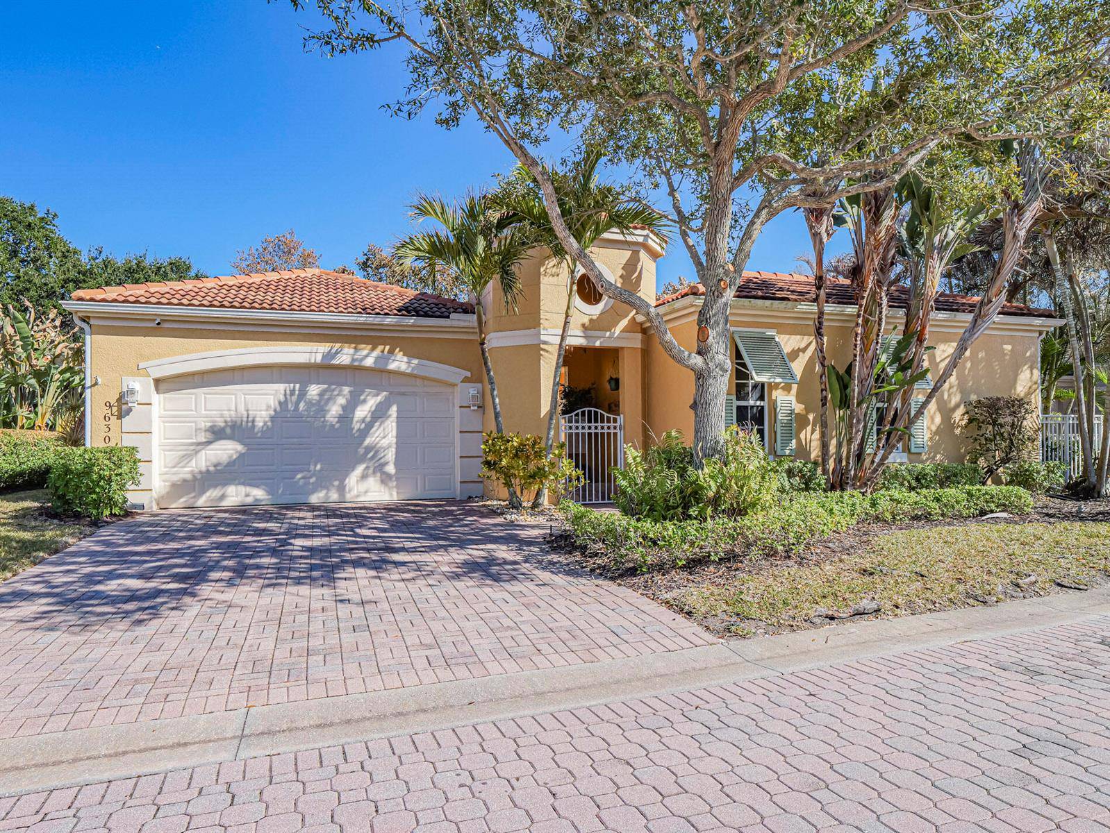 9630 E MaidenVero Beach - picture