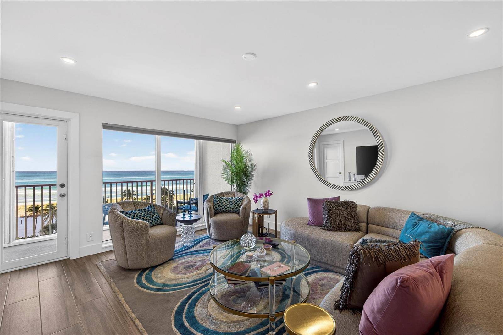 750 N OceanPompano Beach - Admiralty Towers condo unit 608 - picture