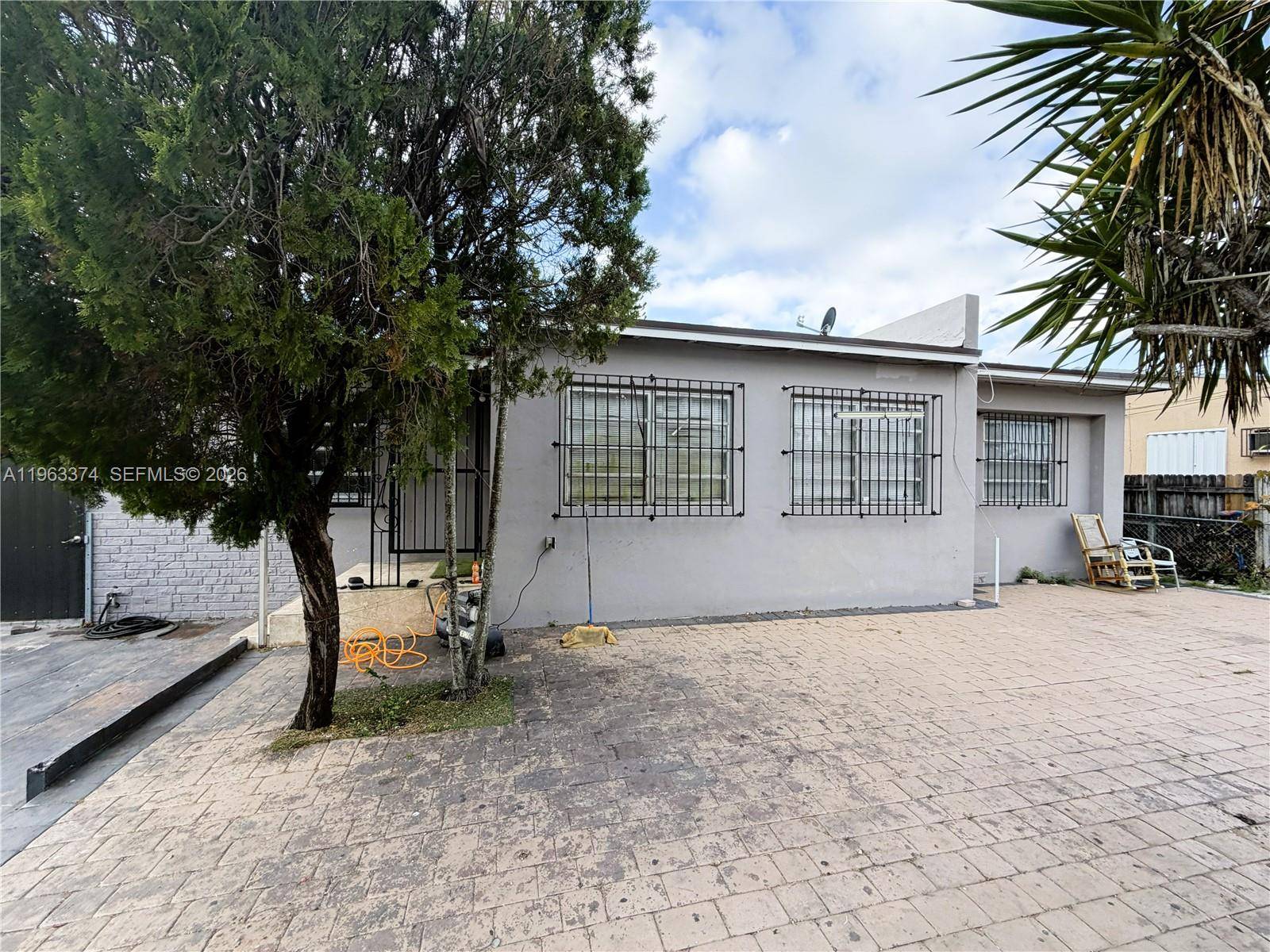 430 NW 53rd AveMiami - picture