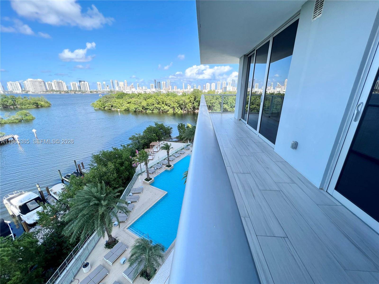 16385 Biscayne BlvdNorth Miami Beach - Condo 5+ Stories,Condo condo unit 607 - picture