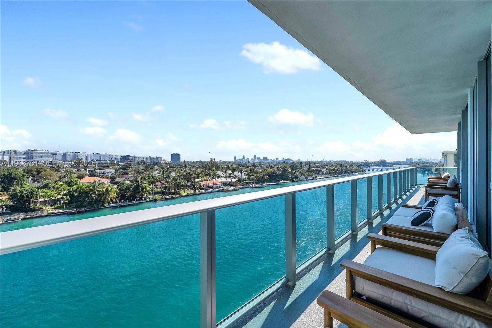 9201 E Bay Harbor DrBay Harbor Islands - La Baia Bay Harbor condo unit LPH01 - picture